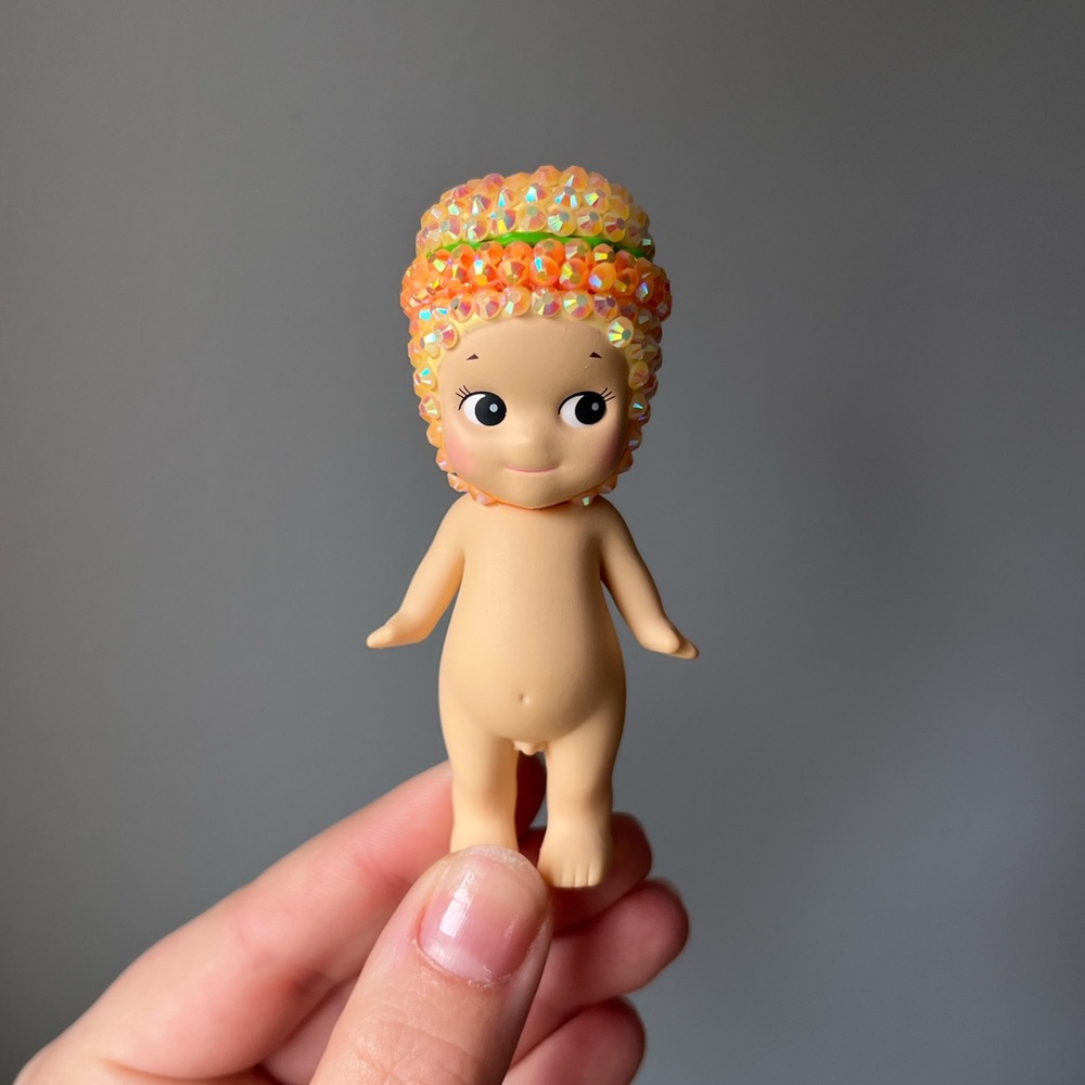 SONNY ANGEL Chicken Sandwich (Bedazzled) Figurine